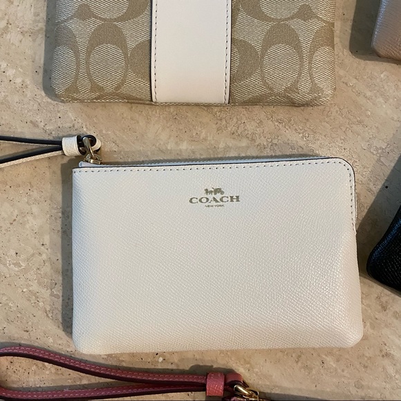 Coach mini wristlet brand new with box and tag - multiple colors available - Picture 3 of 10